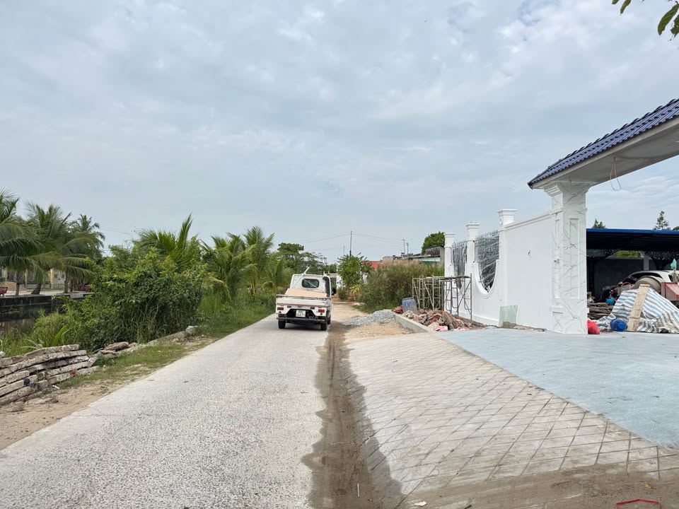 Đất nền thổ cư Lý Văn Lâm 200m² giá chỉ 520 triệu - Sổ hồng chính chủ!