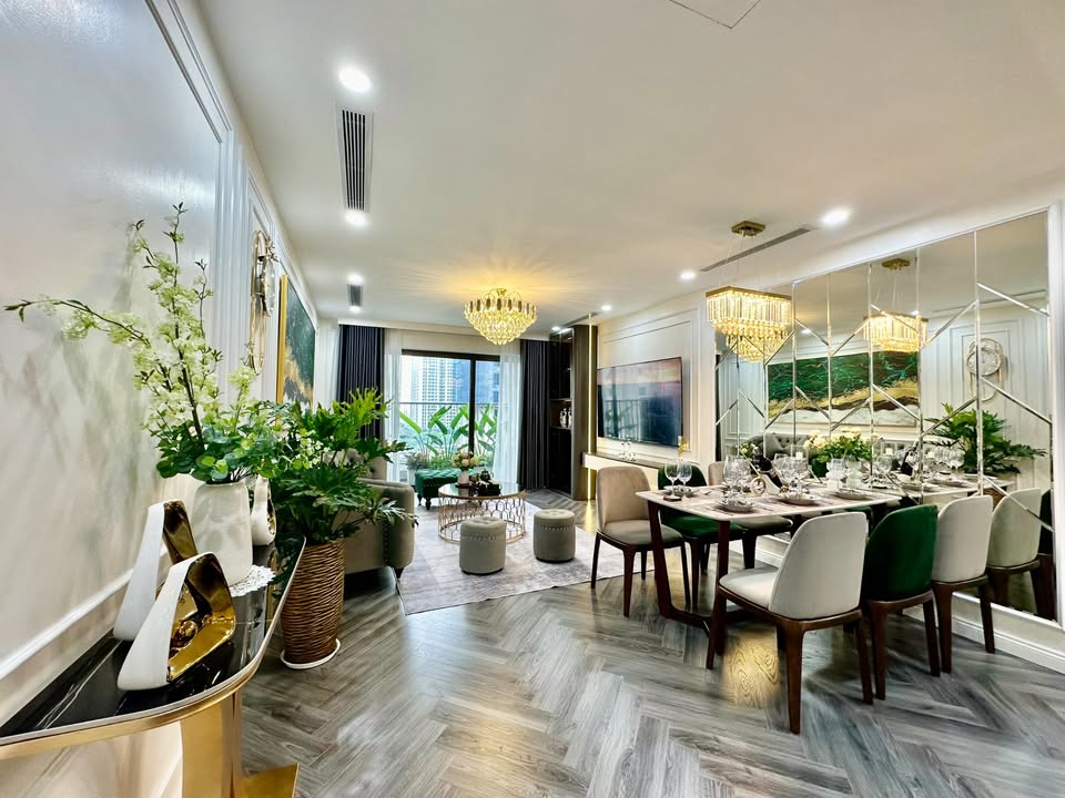 Chung cư Sông Đà Nguyễn Tuân 80m² giá 6.x tỷ - Căn góc, full nội thất