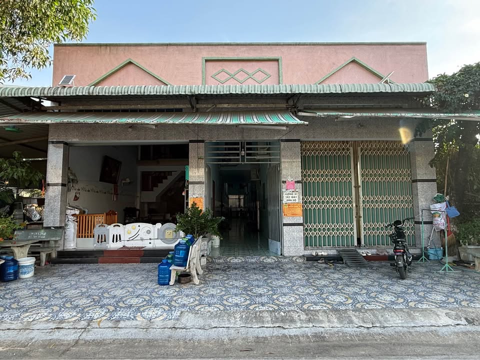 Cặp Trọ Bến Cát Bình Dương 300m² giá 5 tỷ - Đầu tư sinh lời ổn định!