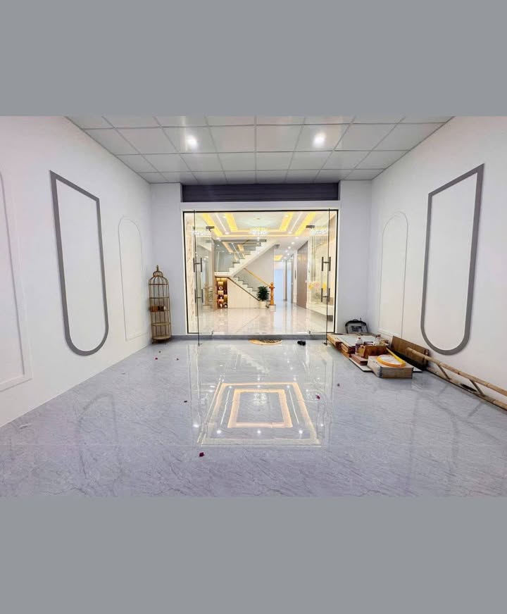 Nhà phố KĐT Tây Bắc Rạch Giá 100m² giá 2 tỷ - Vị trí đẹp cạnh công viên!