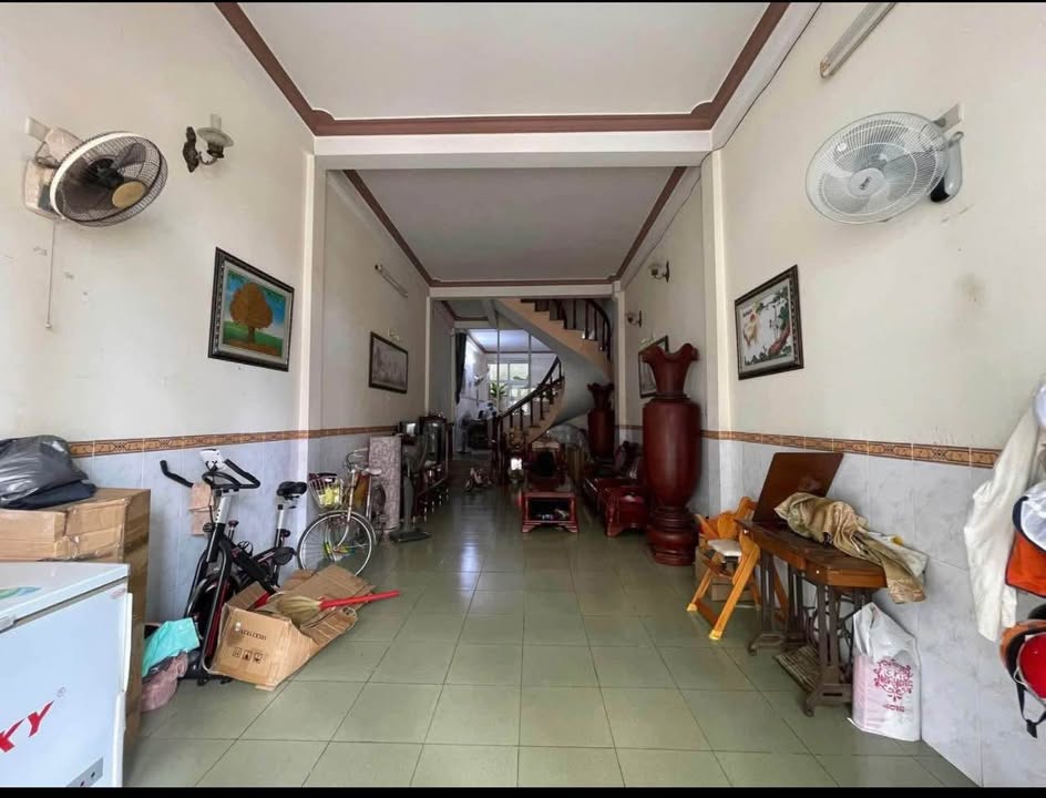 Nhà mặt tiền Diên Hồng, Quy Nhơn 81m² giá 9,5 tỷ - Cơ hội đầu tư hấp dẫn!