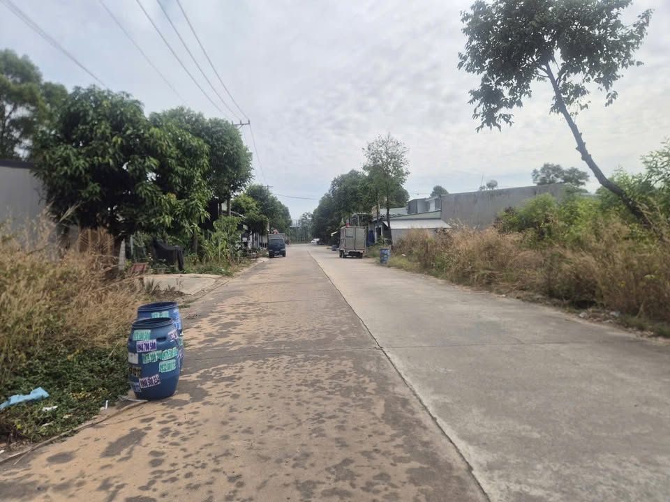 Đất nền kinh doanh KCN Mỹ Phước 3, Bến Cát 150m² giá 2 tỷ - Đầu tư sinh lời hấp dẫn!