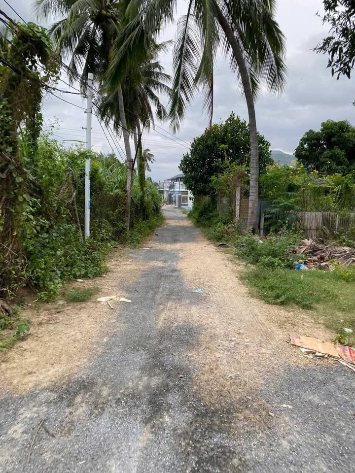 Đất thổ cư Sông Tiên, Cam Ranh 120m² giá 1.4 tỷ - Đường ô tô thuận tiện