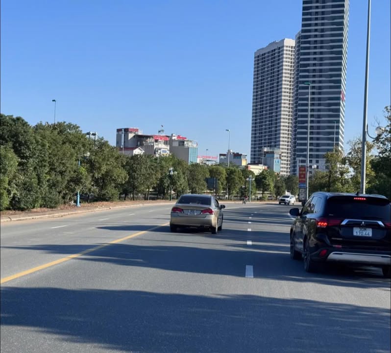 Nhà 3 tầng Hải Bối Đông Anh 60m² giá 6 tỷ - Ngõ thông ô tô tránh