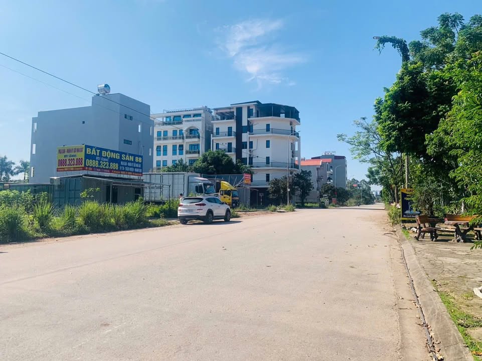 Đất nền 80m² mặt tiền 5m tại Trục 12m Song Khê - Cơ hội đầu tư sinh lời!