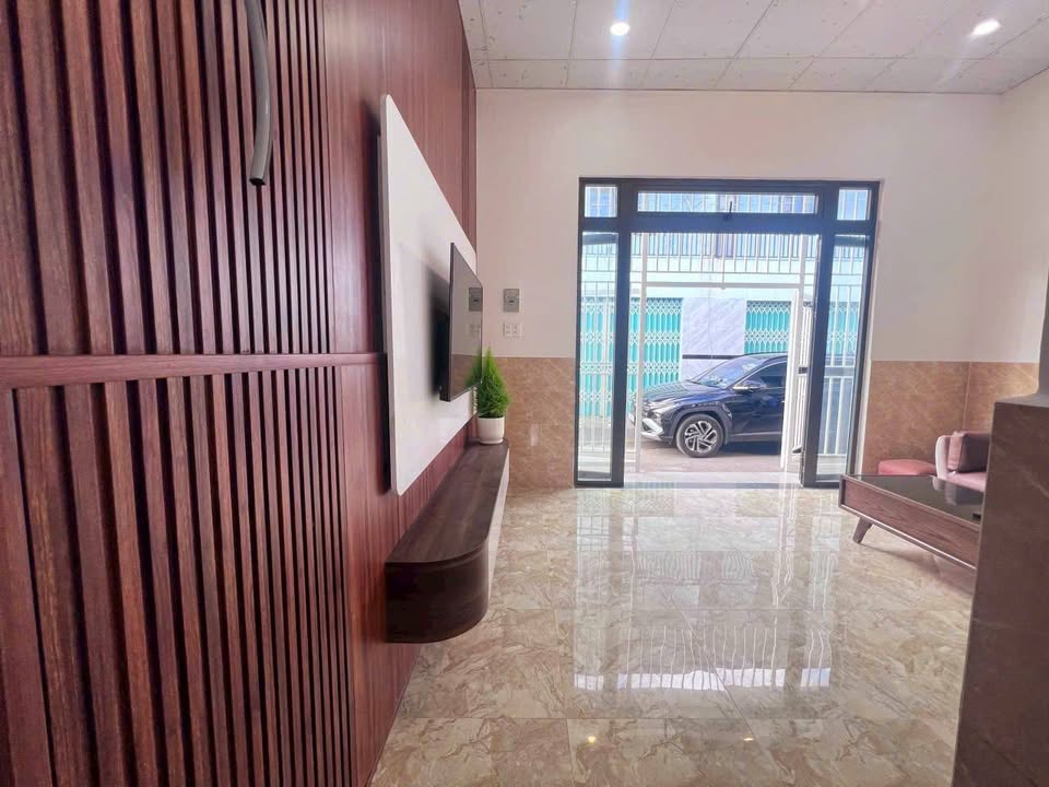 Nhà riêng Phường 8 Đà Lạt 70m² giá 2.1 tỷ - Khu dân cư yên tĩnh, ô tô vào tận cửa!