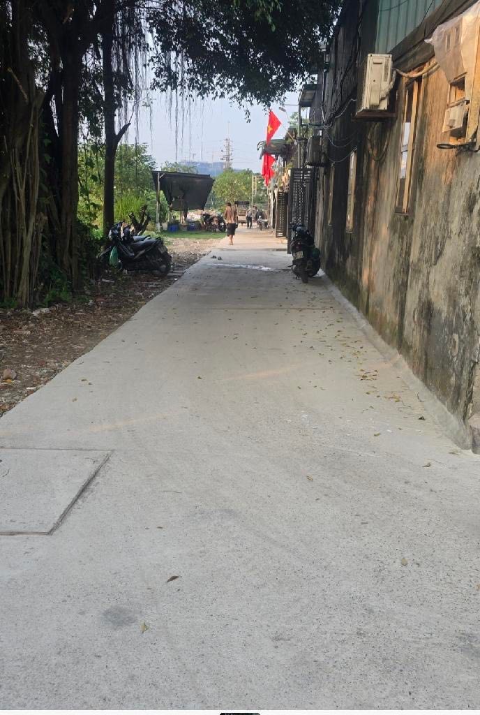 Nhà 2 tầng Tả Thanh Oai 38m² giá 1.5 tỷ - Tiện ích xung quanh đầy đủ!