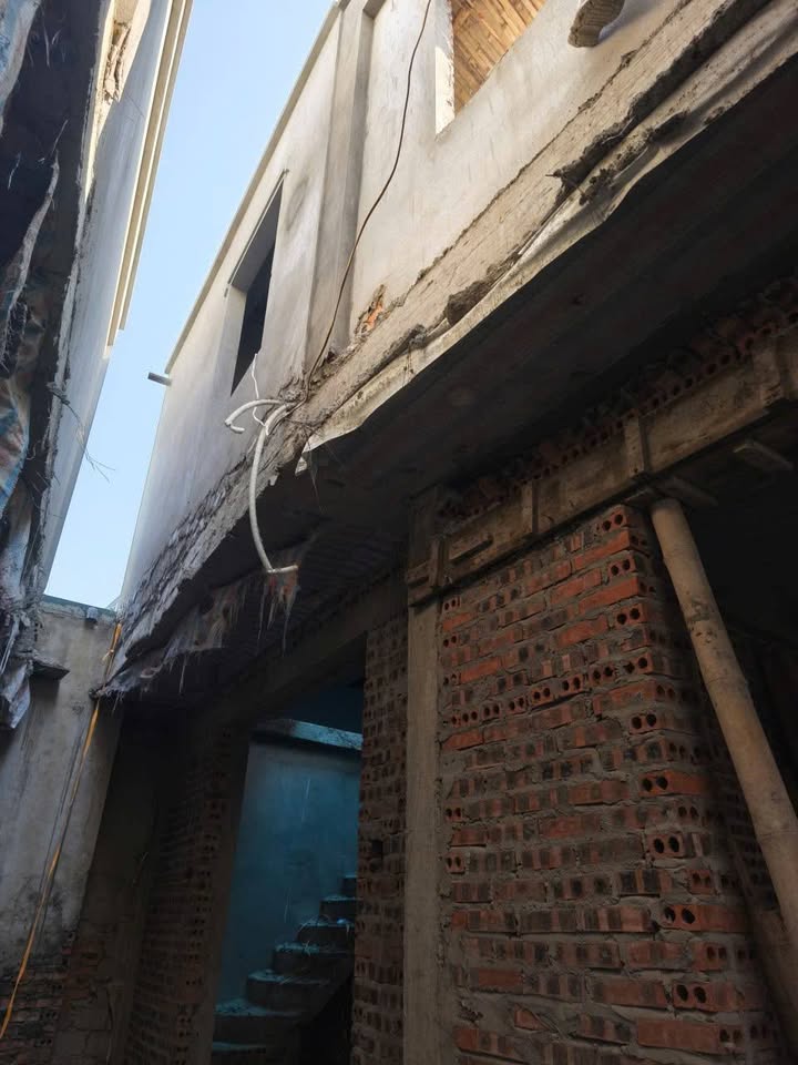 Nhà 2 tầng phường Quảng Thành 90m² giá 1.52 tỷ - Mới xây, thiết kế hiện đại!