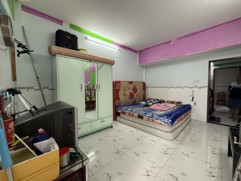 Nhà phố Tân Bình 40m² giá 5.2 tỷ - Sát mặt tiền Bùi Thị Xuân, tiện ích đầy đủ!