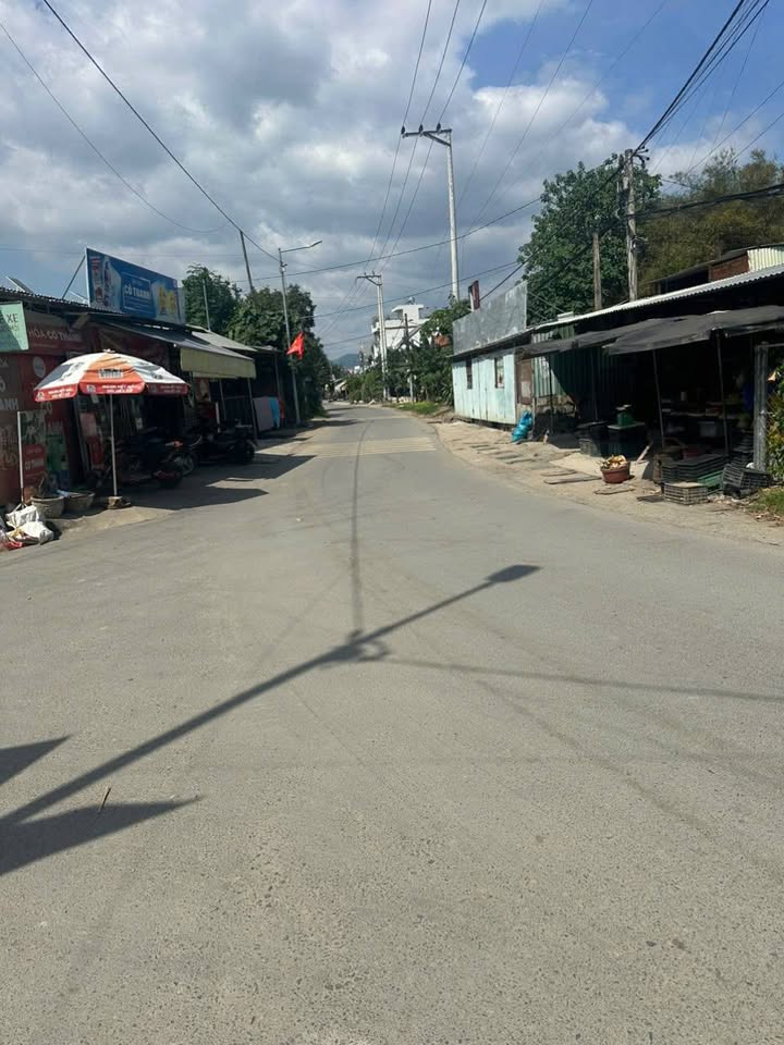 Lô đất đẹp 100m² Xã Diên Toàn, Huyện Diên Khánh giá 1.55 tỷ - Đầu tư lý tưởng!