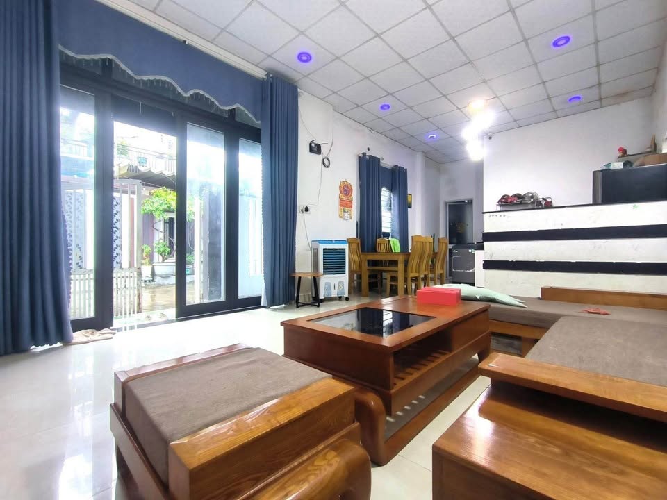 Nhà cấp 4 lô góc Hòa Xuân Đà Nẵng 88m² giá 2,x tỷ - Mặt tiền đường ô tô rộng rãi