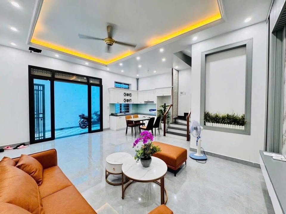 Nhà riêng Trực Cát, Hải Phòng 60m² giá 3.98 tỷ - Sân cổng riêng, ô tô vào tận cửa!