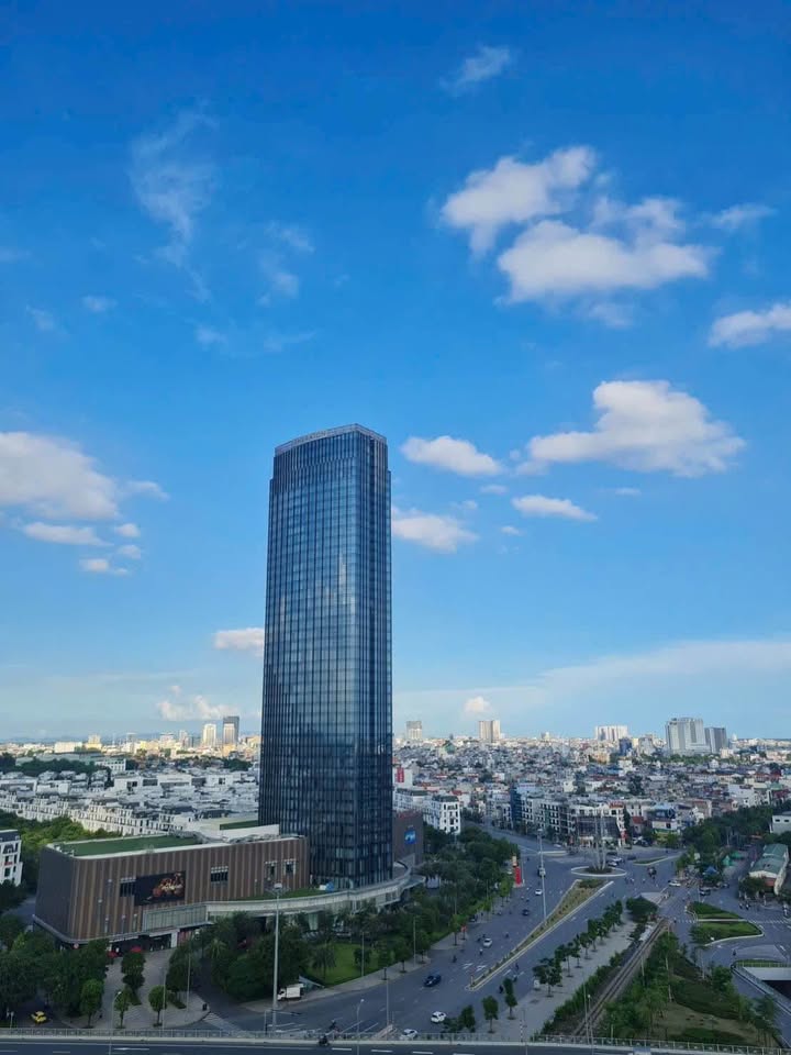 Căn hộ góc 2 phòng ngủ Hoàng Huy Grand 11 triệu - Thiết kế hiện đại, view trung tâm thành phố!