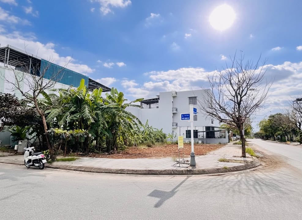 Đất nền lô góc Hòa Quý 157,1m² giá 9 tỷ - Kinh doanh thuận lợi