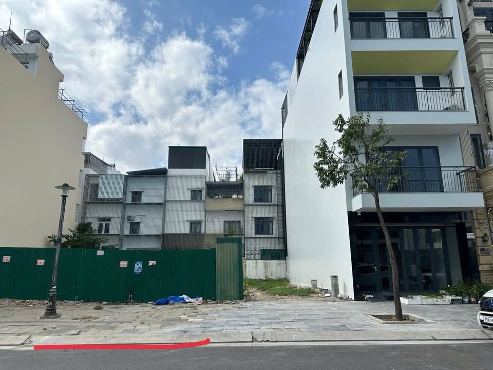 FrontHouse Thích Quảng Đức Quận 2 100m² giá 8.8 tỷ - Đầu tư sinh lời ngay!