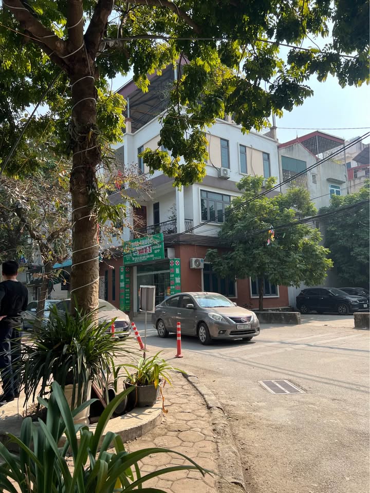 Nhà 5 tầng tại Vinhomes Smart City, Nam Từ Liêm, 33.2m² - Thiết kế hiện đại, ô tô tránh