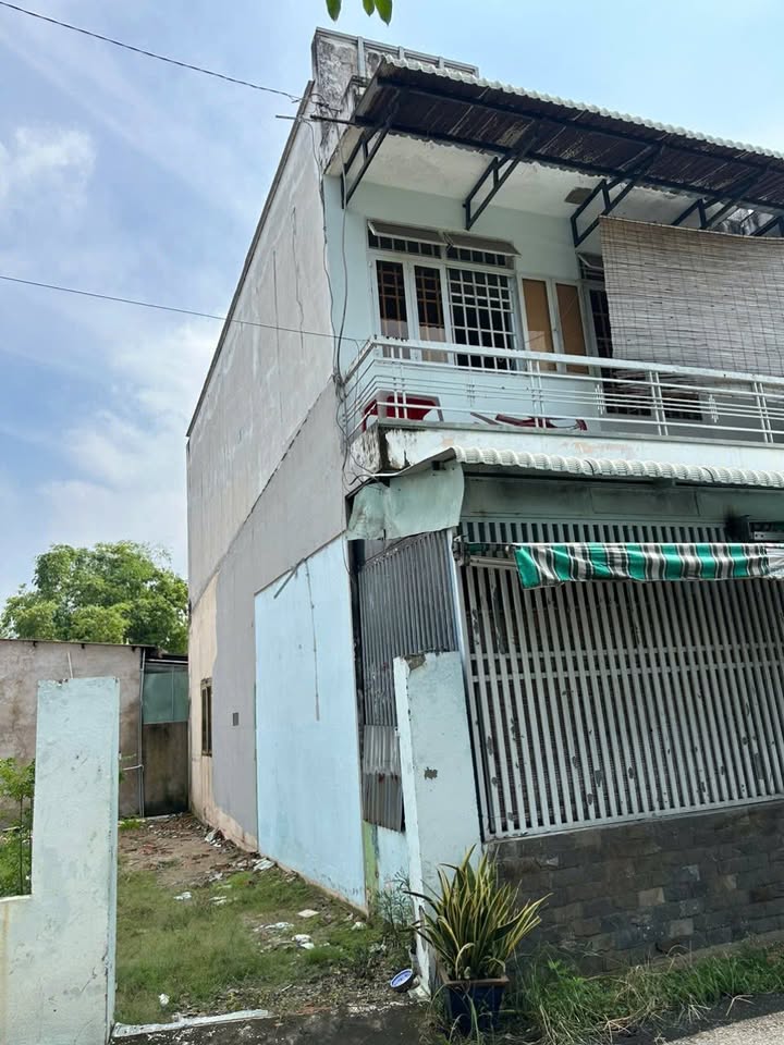 Nhà 3 phòng ngủ Thị trấn Hóc Môn 60m² giá 3.7 tỷ - Chính chủ sẵn sàng giao dịch!