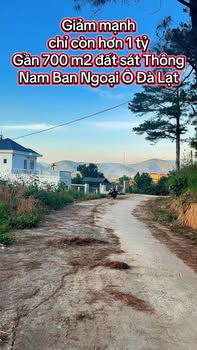 Đất ven Đà Lạt 690m² giá 1.8 tỷ - Sát rừng thông, cơ hội đầu tư tuyệt vời!