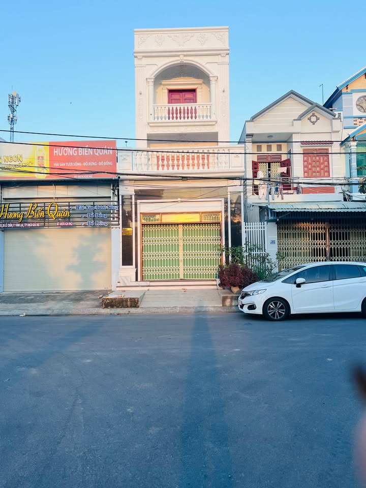 Nhà 1 Trệt 3 Lầu Đường Lê Chân, 150m² Giá 4.39 Tỷ - View Công Viên Đẹp!