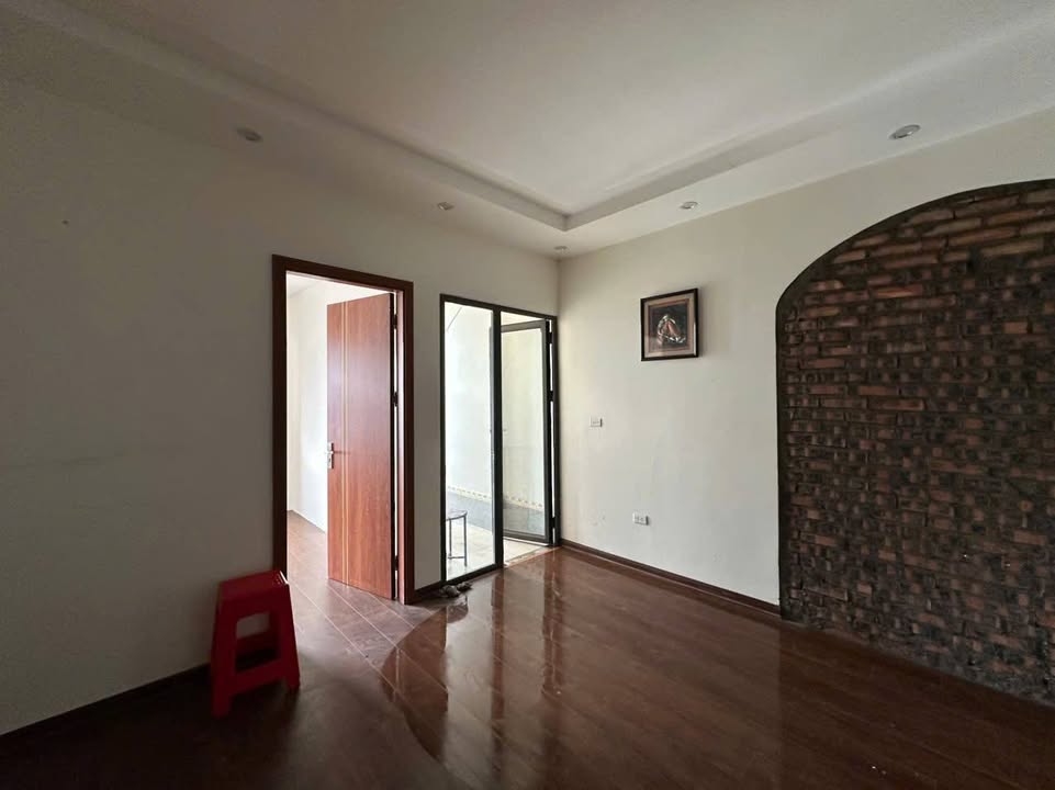Căn hộ 379 Phường Liễu Giai 60m² giá thỏa thuận - Cơ hội đầu tư hấp dẫn!