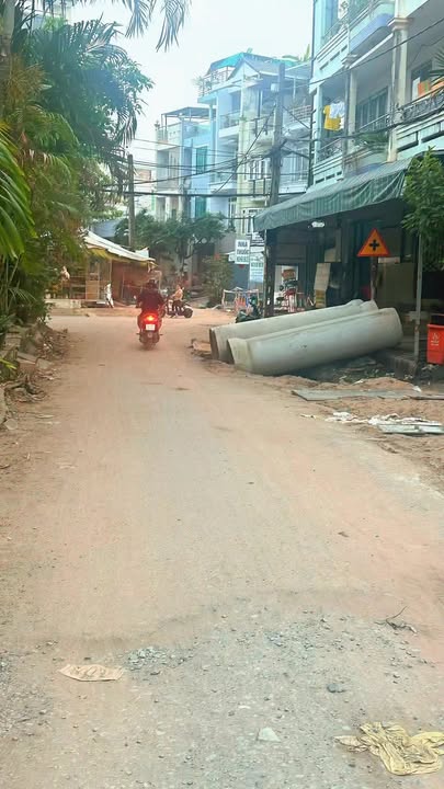 Bán gấp nhà mặt tiền kinh doanh khu dân cư Nam Hùng Vương, Bình Tân - 92m² chỉ 8.2 tỷ!