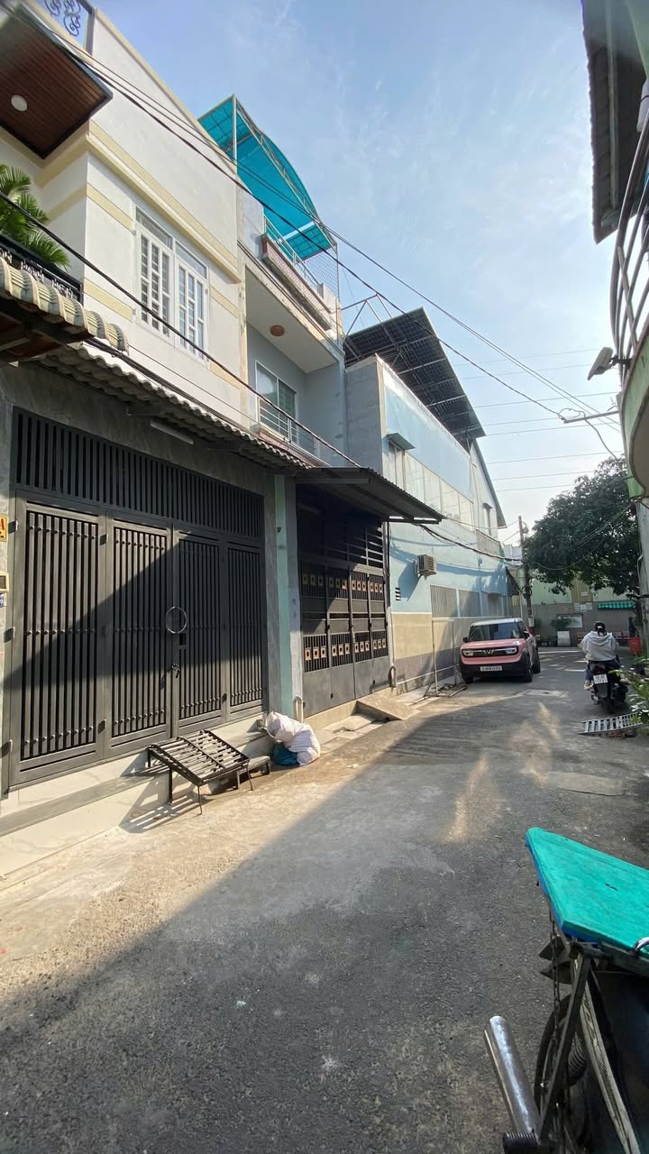 Nhà phố 2 tầng tại Tên Lửa, Bình Tân 52m² giá 4.1 tỷ - Hẻm rộng xe tải vào tận nhà!