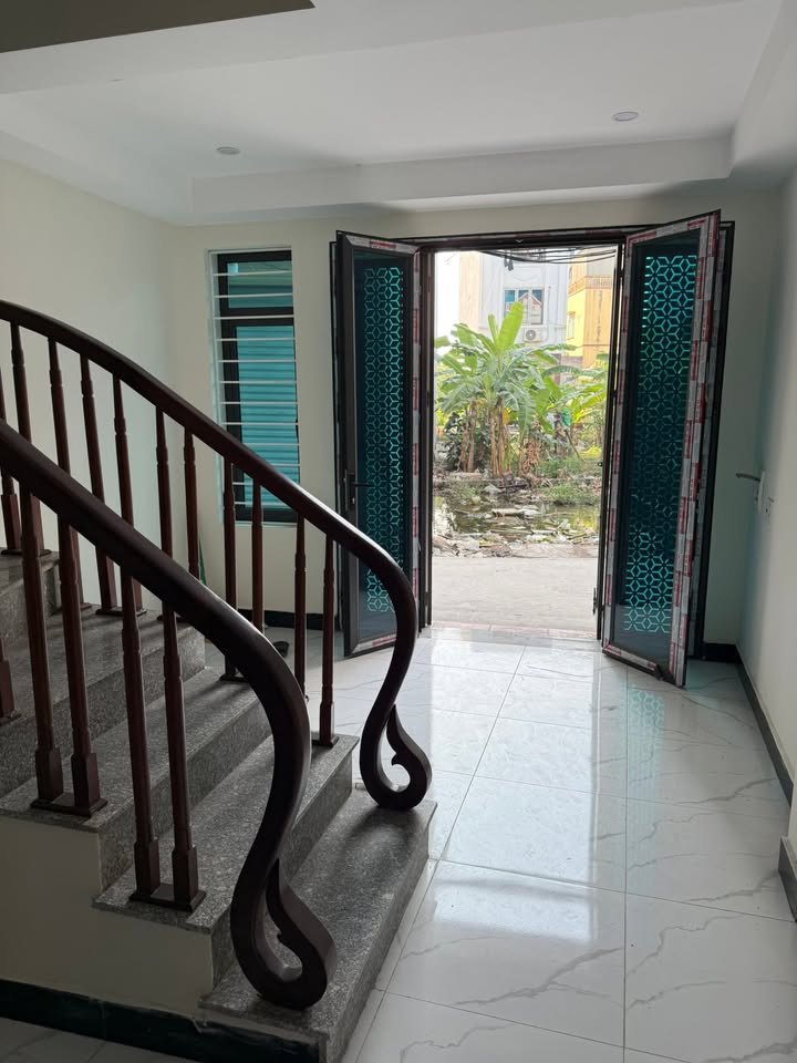 Nhà 2 tầng tại xã Tả Thanh Oai, 45m² giá 1.75 tỷ - Ô tô cách vài bước chân!