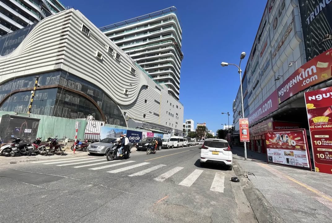 Nhà phố cho thuê tại AEON Mall Đà Nẵng 30m² - Dòng tiền ổn định 15 triệu/tháng!