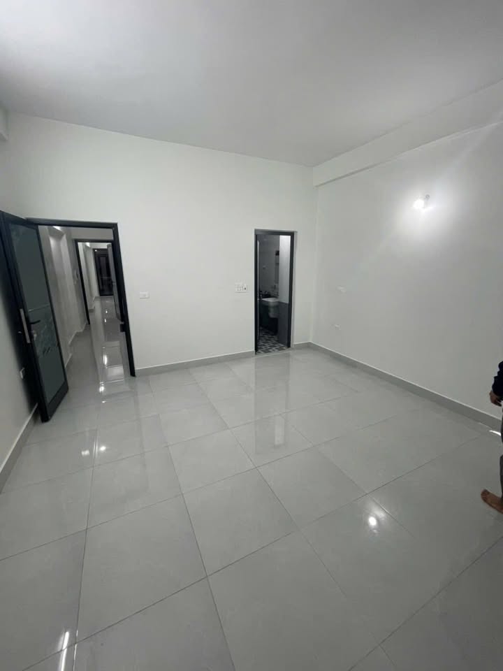 Nhà cho thuê KĐT Văn Phú Hà Đông 90m² giá 20 triệu - Ô tô đỗ trong nhà!