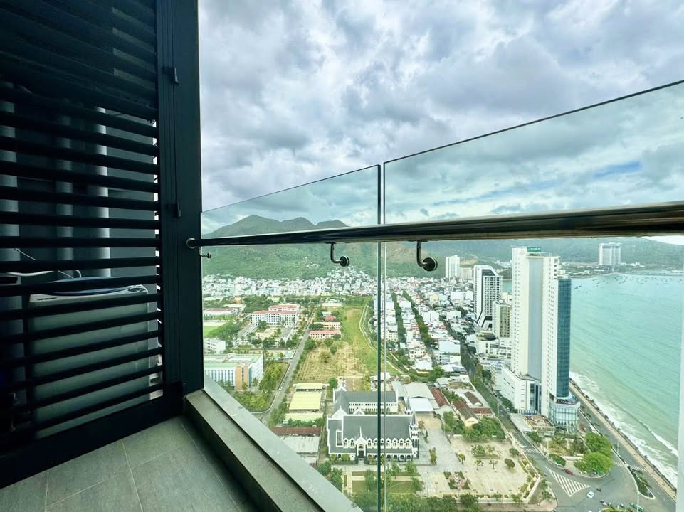 Căn hộ studio Scenia Bay Nha Trang 45m² giá 14 triệu - View biển tuyệt đẹp!