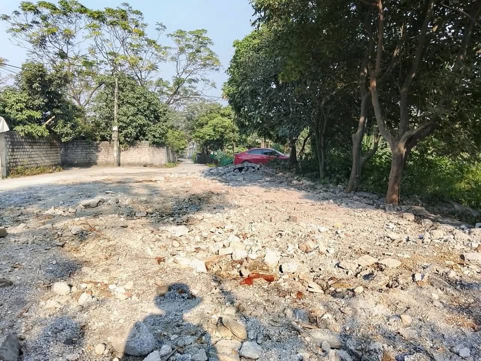 Đất Hồng Sơn, Thanh Sơn 81m² giá 700 triệu - Ngõ ô tô tận đất!