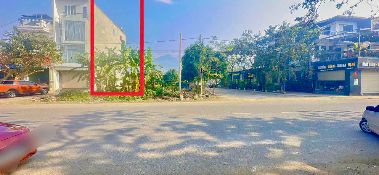 Đất thổ cư mặt đường TL 302, Tam Đảo 100m² giá 3 tỷ - Kinh doanh sầm uất!