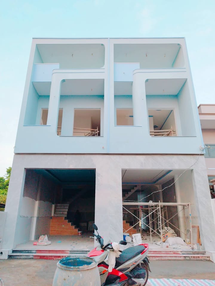 Nhà riêng Tân Hạnh, Biên Hòa 68m² giá 2.75 tỷ - Sổ hồng riêng, mới 100%!