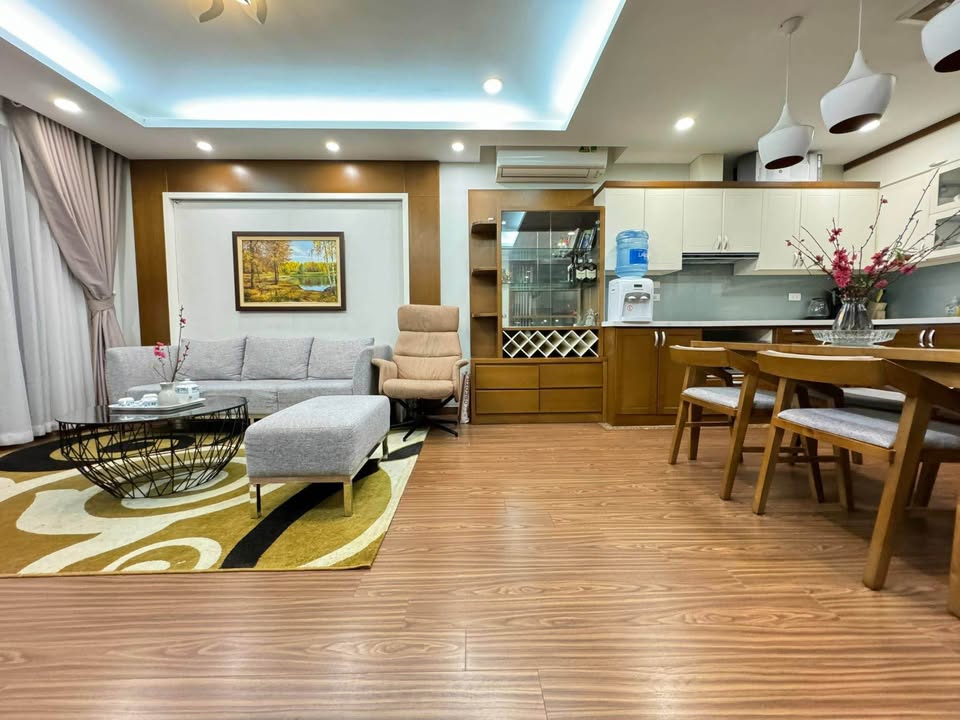 Cho thuê căn hộ D’LE ROI SOLEIL 146m² giá 27 triệu - View hồ Tây tuyệt đẹp!