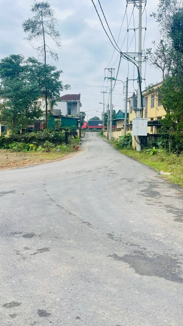 Đất Phường Quảng Trị, Thị xã Quảng Trị 390m² - Hướng Tây Nam, Giá 800 triệu