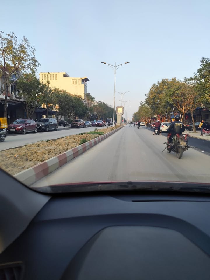 Đất mặt đường Nguyễn Du, Thạch Quý, 95m² - Vị trí đắc địa, thuận lợi kinh doanh!