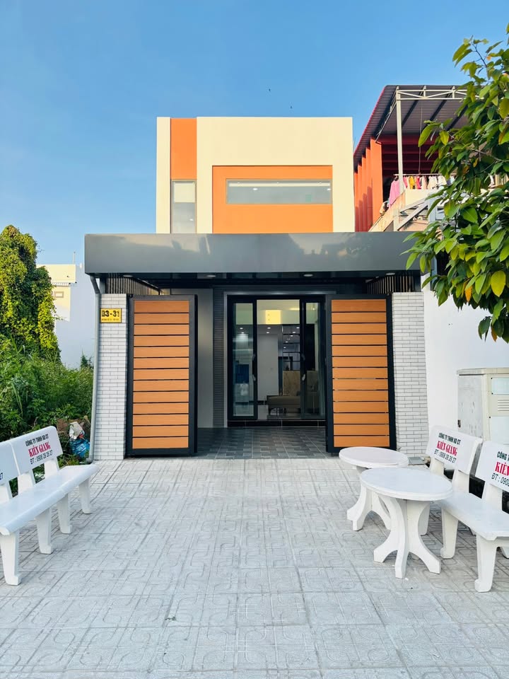 Nhà đẹp KĐT Tây Bắc Rạch Giá 90m² giá 2.89 tỷ - Pháp lý đầy đủ, thương lượng!