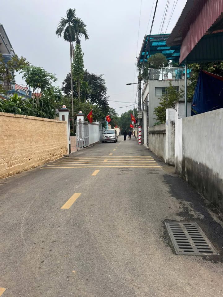 Lô đất chính chủ Phường Xuân Khanh 78m² giá chỉ 1,x tỷ - Ô tô vào tận nơi!