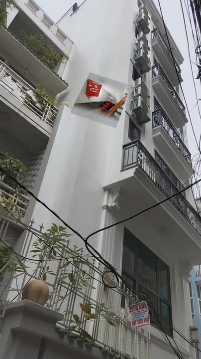 Nhà mặt phố Đội Cấn 76m² giá thỏa thuận - Kinh doanh đỉnh cao, sân BBQ view phố!