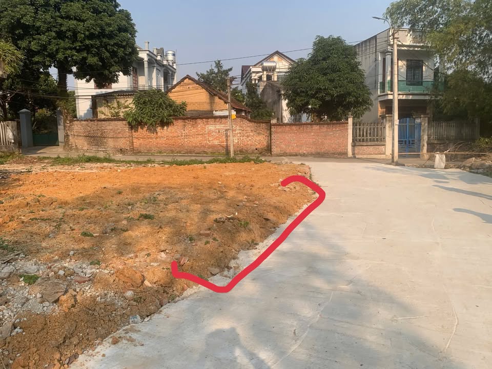 Đất thổ cư 83m² Dữu Lâu Việt Trì giá 2.x tỷ - Đường thông, thuận lợi giao thông!