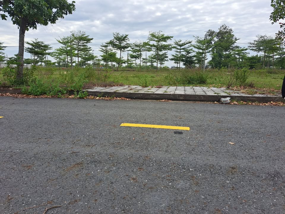 Đất nền Khu đô thị Viêm Minh sát biển 80m² giá 2.4 tỷ - Cơ hội đầu tư hấp dẫn!