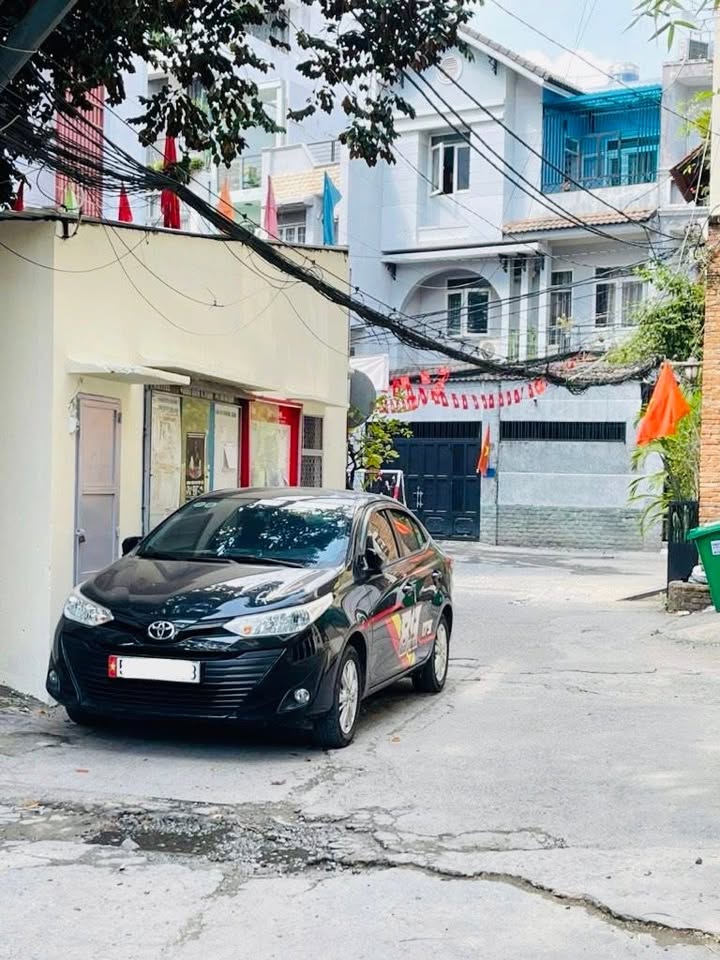 Nhà phố Bình Thạnh 72m² giá 5 tỷ - Tiện xây mới 5 tầng!