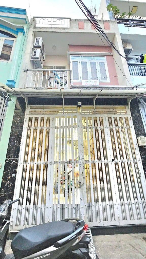 Nhà 2 tầng Gò Xoài Bình Tân 48m² giá chỉ 4.x tỷ - Kiên cố, hẻm xe hơi