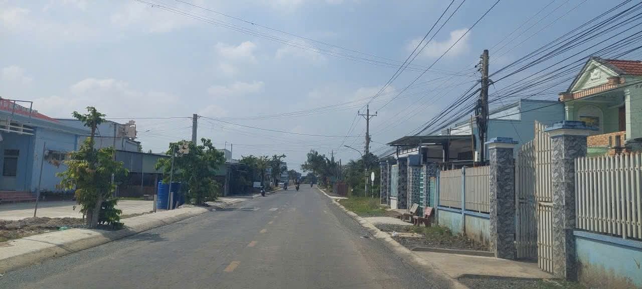 Nhà mặt tiền HL02, Thị trấn Tân Hòa 106m² giá 850 triệu - Đầu tư cực kỳ hấp dẫn!