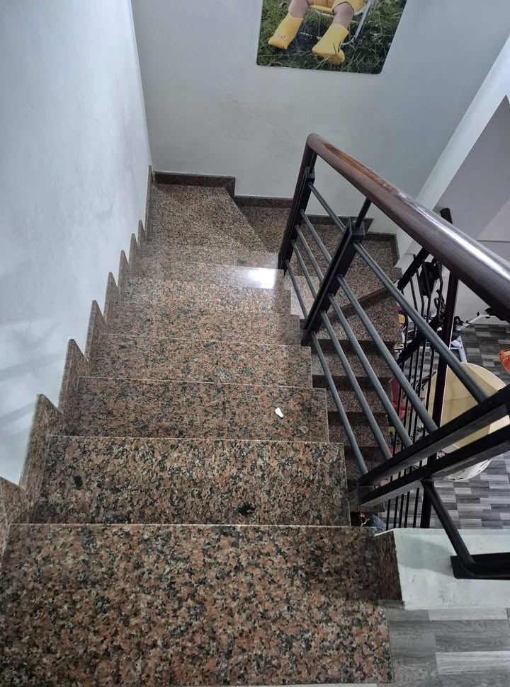 Nhà 1 trệt 1 lầu tại KDC Lái Thiêu 46m² giá 3.25 tỷ - Sẵn sàng vào ở!