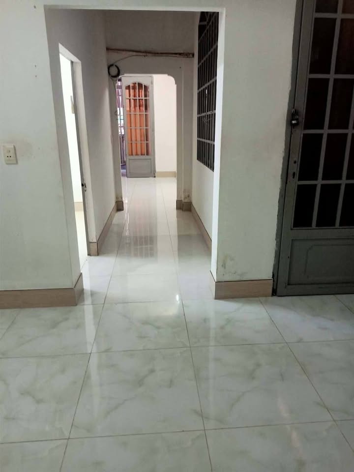 Nhà cho thuê hẻm Long Thới, Nhà Bè 60m² giá chỉ 4,5 triệu - An ninh và tiện nghi đầy đủ!