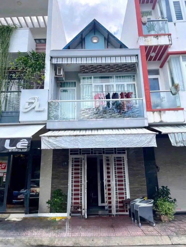 Bán nhà 2 tầng đối diện công viên Hà Quang 2 - 48m² giá 6.5 tỷ - Vị trí đắc địa, an ninh tốt!