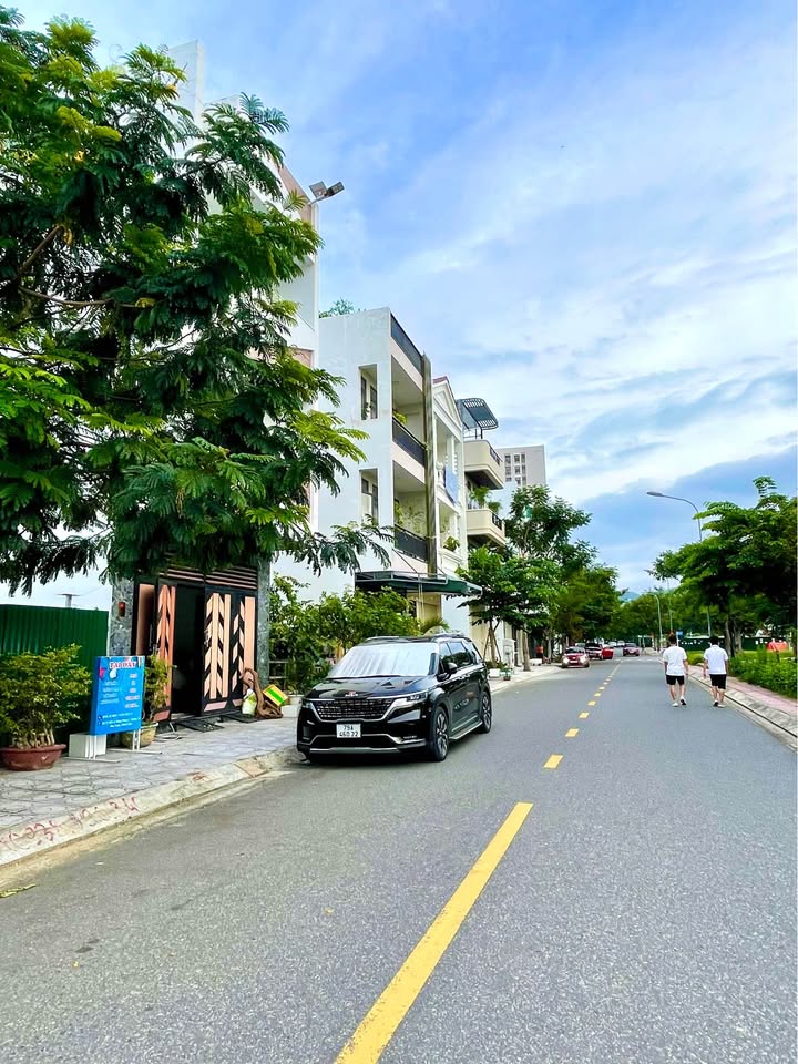 Bán nhà phố Hà Quang 1, Nha Trang 80m² giá 9.5 tỷ - Siêu hiếm, sổ hồng hoàn công!