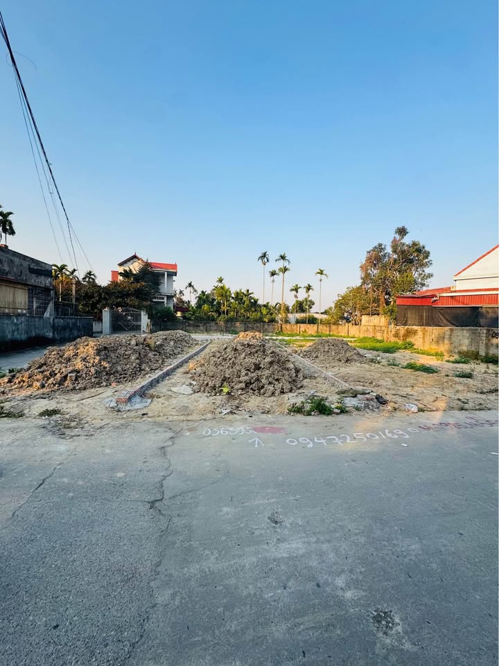 Bán FrontHouse 62m² mặt đường Hy Tái - Giá chỉ 1 tỷ!