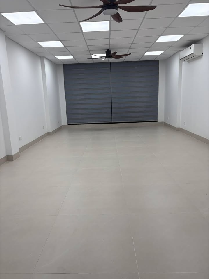 Văn phòng cho thuê Tây Nam Linh Đàm 60m² - Thiết kế mới tinh, hiện đại